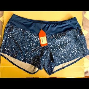 Oiselle Roga Shorts